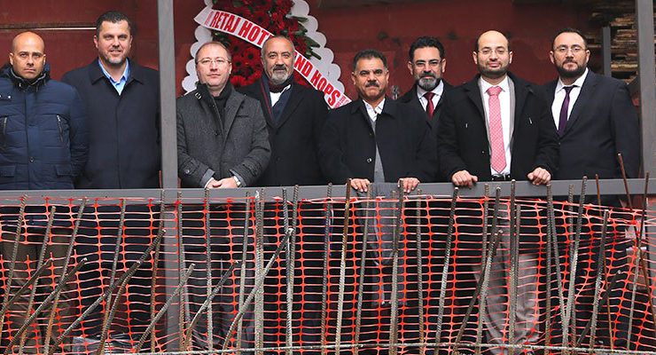 Akzirve Harbiye’deki otelinin temelini attı