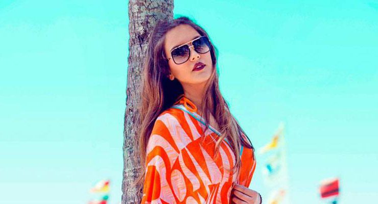 Çetmen‘in yeni marka yüzü Demet Akalın