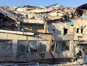 Beyoğlu’nda yıkım kazası, 2 yaralı var