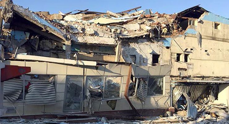 Beyoğlu’nda yıkım kazası, 2 yaralı var