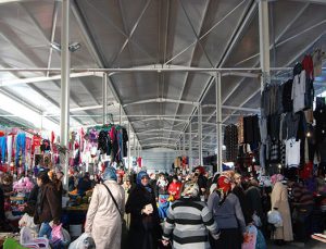 Bağcılar Belediyesi pazar çatısı söktürecek