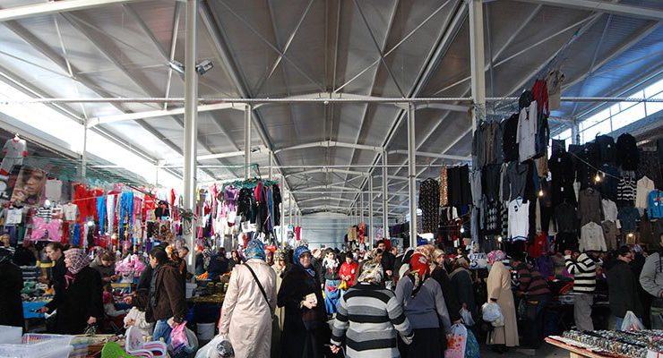 Bağcılar Belediyesi pazar çatısı söktürecek