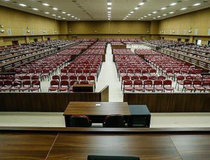 FETÖ’cü darbecilere 1558 kişilik duruşma salonu yapıldı