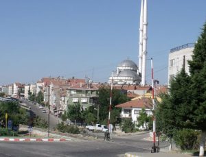 Eşme Belediyesi kat karşılığı konut yaptıracak