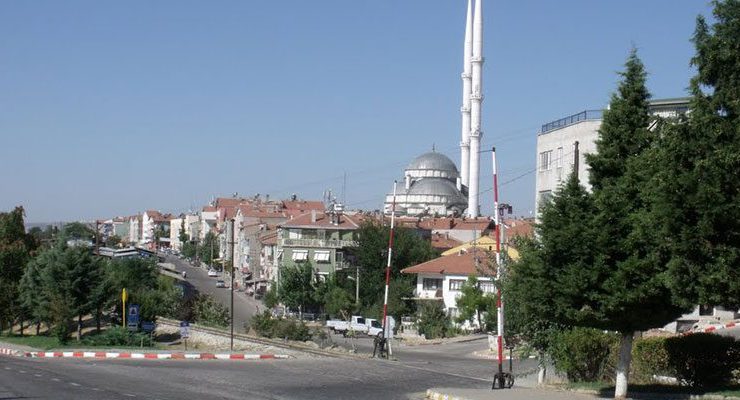 Eşme Belediyesi kat karşılığı konut yaptıracak