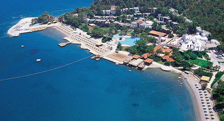 5 yıldızlı Club Phaselis Tatil Köyü icradan satılıyor