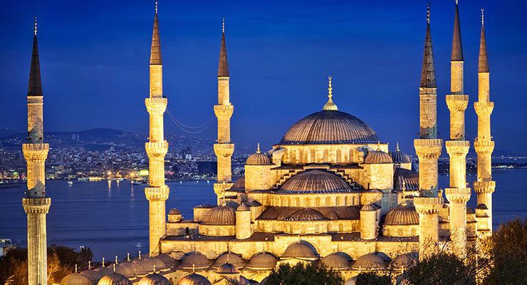 İstanbul’da 40 mimari eser aydınlatılıyor