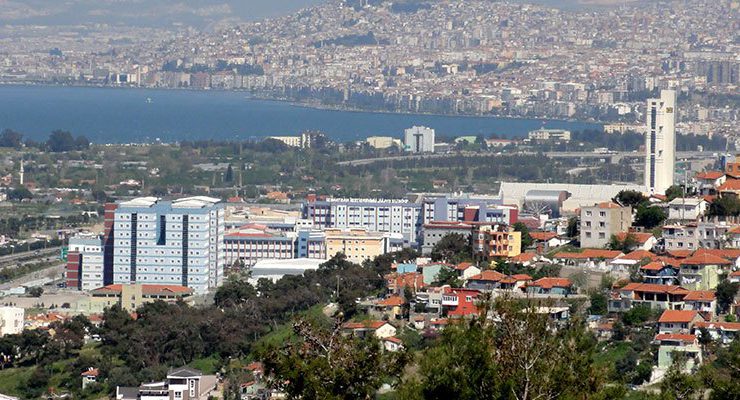 Narlıdere’de deniz manzaralı 11 işyeri satılacak