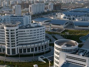 Türkmenistan’ı Türkler yeniliyor