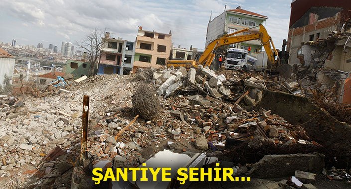 İstanbul’un yarım asırlık binaları birer birer yıkılıyor