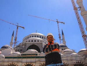 150 metre yükseklikte tek kişilik mesai