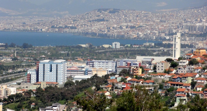 İzmir Narlıdere’de 12 milyon TL’ye satılık 13 işyeri