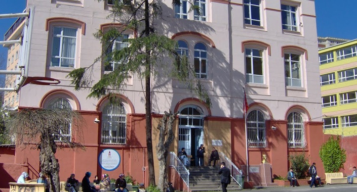 İBB Beyoğlu’ndaki 2 okulun restorasyon işini ihaleye çıkardı