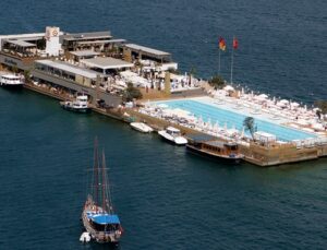Galatasaray Adası’na cami yapılmayacak