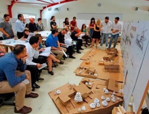 Yaşar Üniversitesi 4 iç mimar ve inşaat mühendisi arıyor!