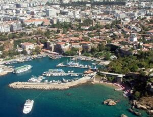 Antalya’ya gelen turist sayısı 2 milyonu aştı
