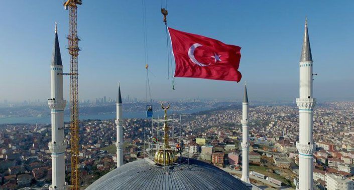 Emlak Konut’tan Çamlıca’ya 12 milyon 500 bin TL’lik bağış