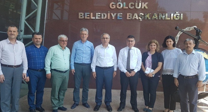 TOKİ Başkanı Turan, Gölcük’te incelemelerde bulundu