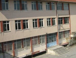 İstanbul Valiliği’nden okul yenileme ihalesine davet