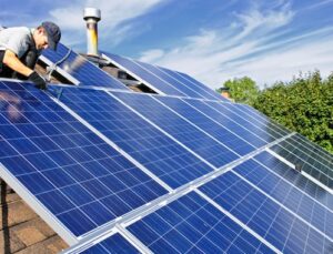 Güneş enerji panelleri 23 yıl bedava elektrik üretecek