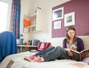 Eve çıkacak öğrenciler ayda en az bin 100 lira ödeyecek