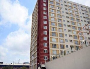 Esenyurt’ta site sakinleri duman ve kötü kokudan şikayetçi