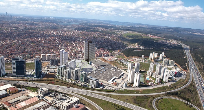 Ümraniye’de yapıların yüzde 65’i yenilendi