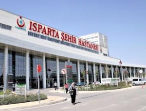 Isparta Şehir Hastanesi’ne bölgeden büyük ilgi