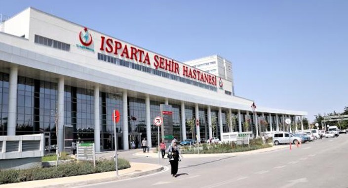 Isparta Şehir Hastanesi’ne bölgeden büyük ilgi