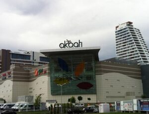 Akbatı 6.yılını Ayşegül Aldinç ve Gökhan Türkmen ile kutlayacak