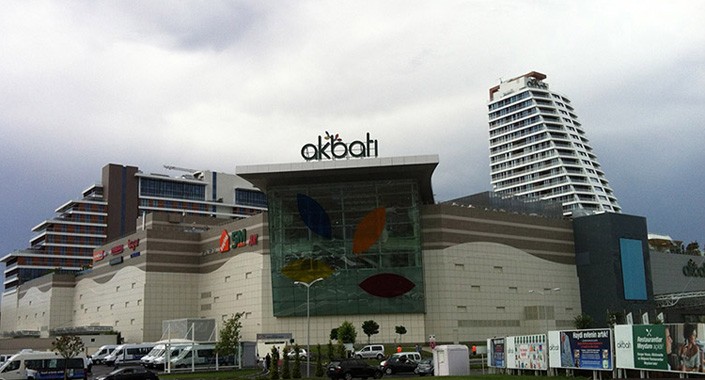 Akbatı 6.yılını Ayşegül Aldinç ve Gökhan Türkmen ile kutlayacak