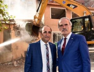 Bursa’da binalar yıkılıyor, yeşil alanlar açılıyor