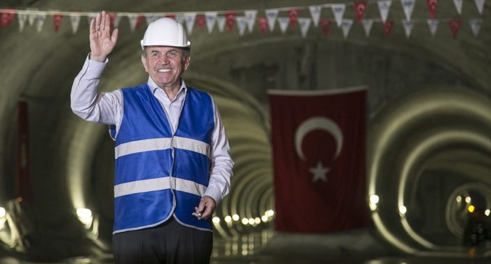 Kadir Topbaş’ın Yaya Tüneli Projesi ertelendi