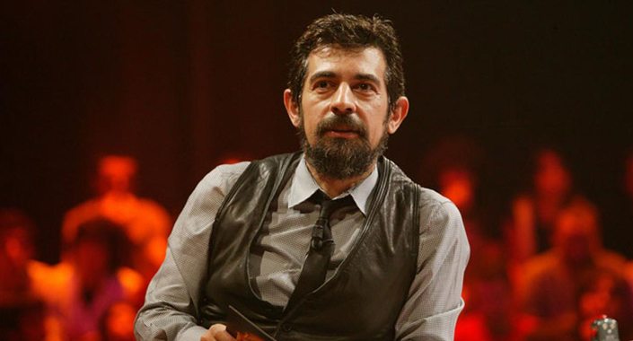 Okan Bayülgen İstanbul’da tiyatro açacak