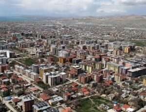 Van Edremit’te 17,5 milyon TL’ye satılık arsa