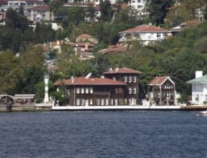 İstanbul Boğazı’nda 14 yalı kiracı bekliyor