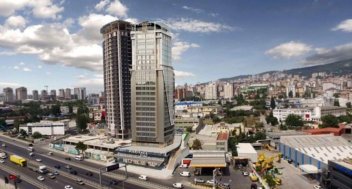 Karmall Kule geliyor!