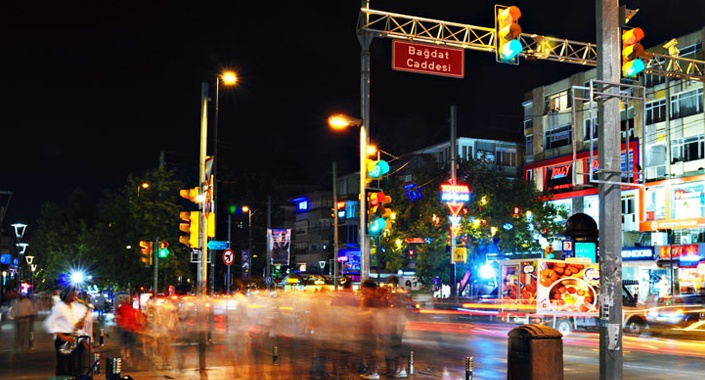 Kiraların düşmesi cadde mağazacılığını canlandırdı