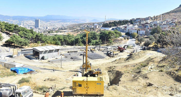 İzmir’e 183 milyon liralık dev proje için ilk kazma vuruldu