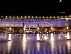 Vadistanbul’un AVM’si kapılarını açtı