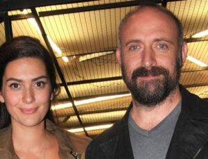 Halit Ergenç ile Bergüzar Korel hayranları yüzünden taşındı