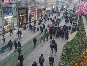 İstiklal Caddesi’ne nostaljik tramvay geri geliyor