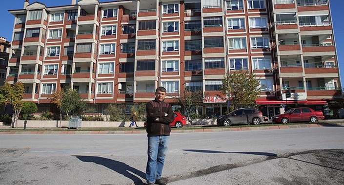 Kapıcılık yaptığı siteye yönetici oldu