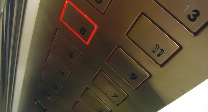 Uygunsuz asansörlere ceza yağdı