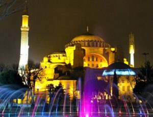 Setur ile Ayasofya Müzesi’nde gece turu