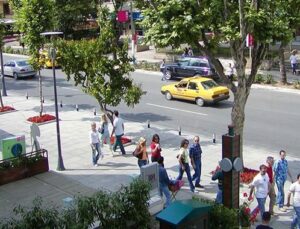 Perakendeciler AVM’lerden AVC’lere taşınıyor