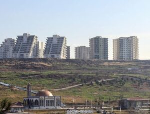 Diyarbakır Kırklar Dağı konutlarının yıkımına başlandı