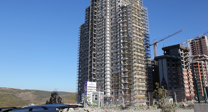 Emlak Konut Ispartakule Evleri’nde Fiili Boya imzası