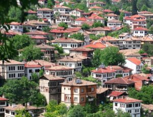 Karabük’te 24 milyon TL’ye satılık 6 dükkan