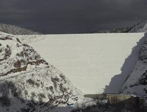Akçay Barajı’nın 75 metrelik gövdesi tamamlandı